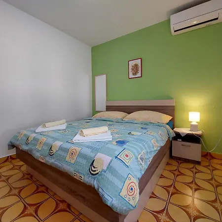 And Ivanka Petar Apartment