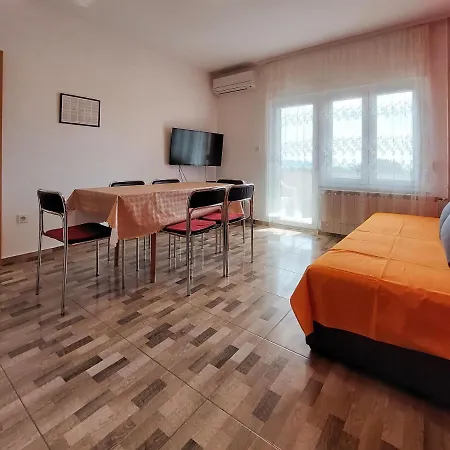 Apartament And Ivanka Petar