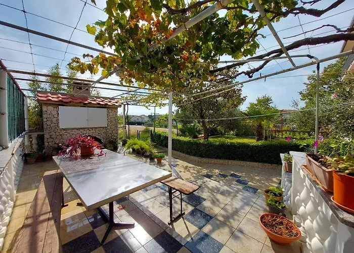 And Ivanka Petar Apartment