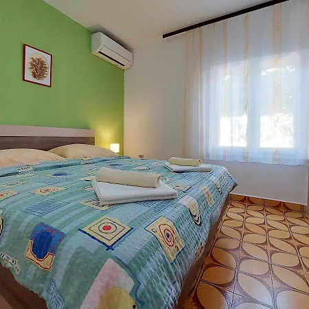 Apartamento And Ivanka Petar