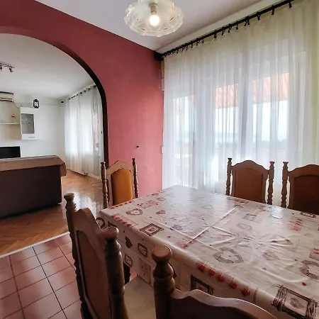 Apartamento And Ivanka Petar Krk Town